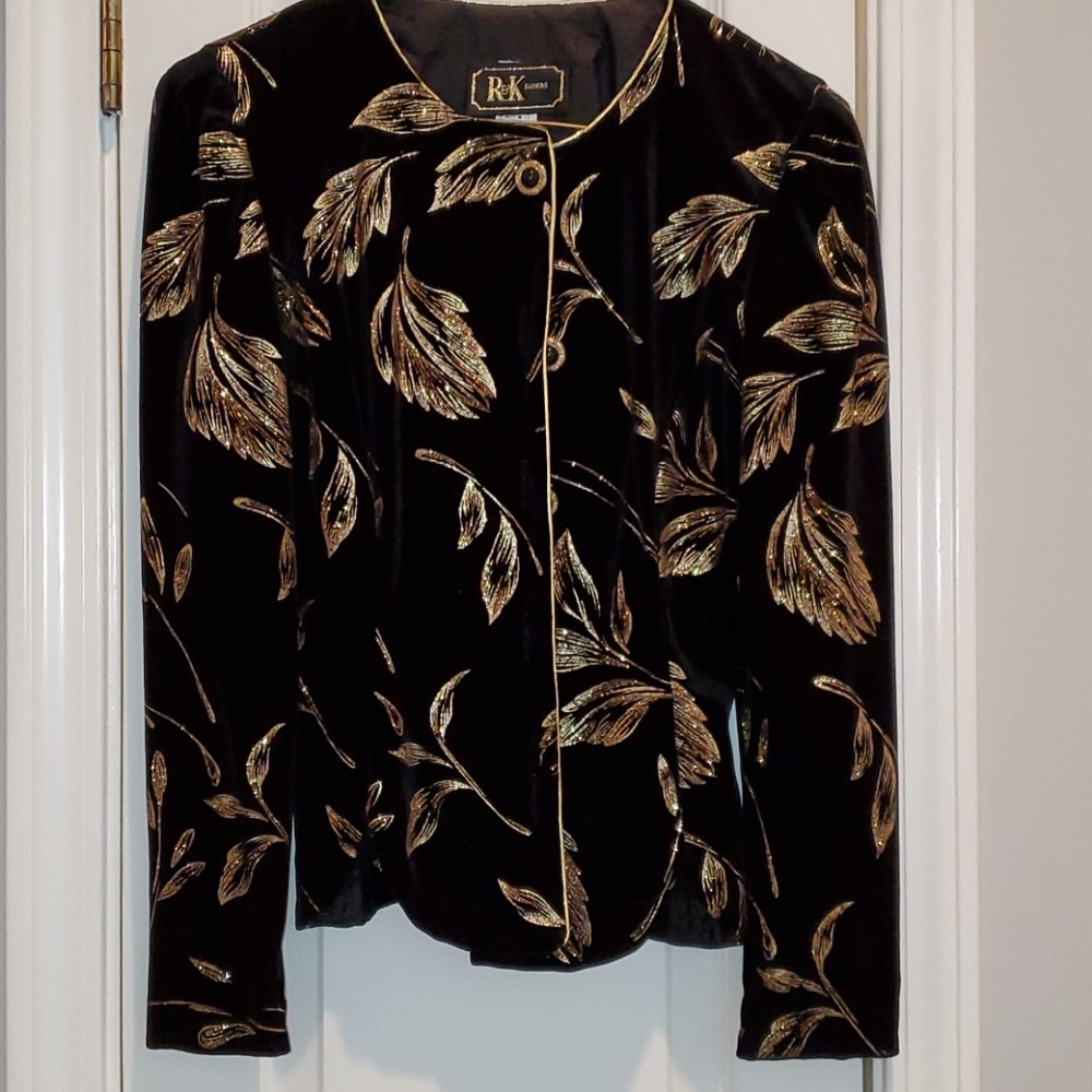 A beautiful dinner jacket -Dressy